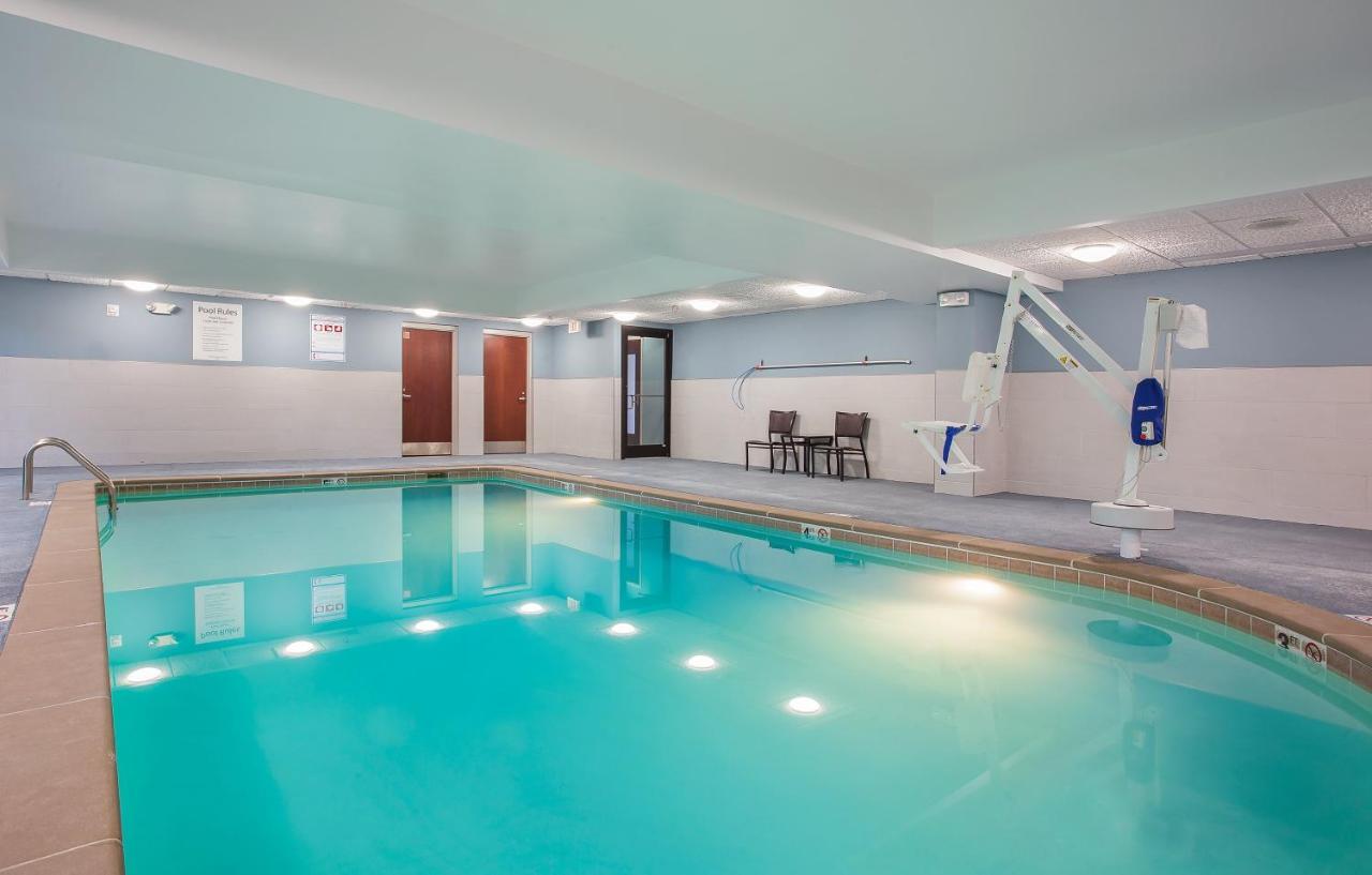 Holiday Inn Express & Suites Lebanon-Nashville Area By Ihg Esterno foto