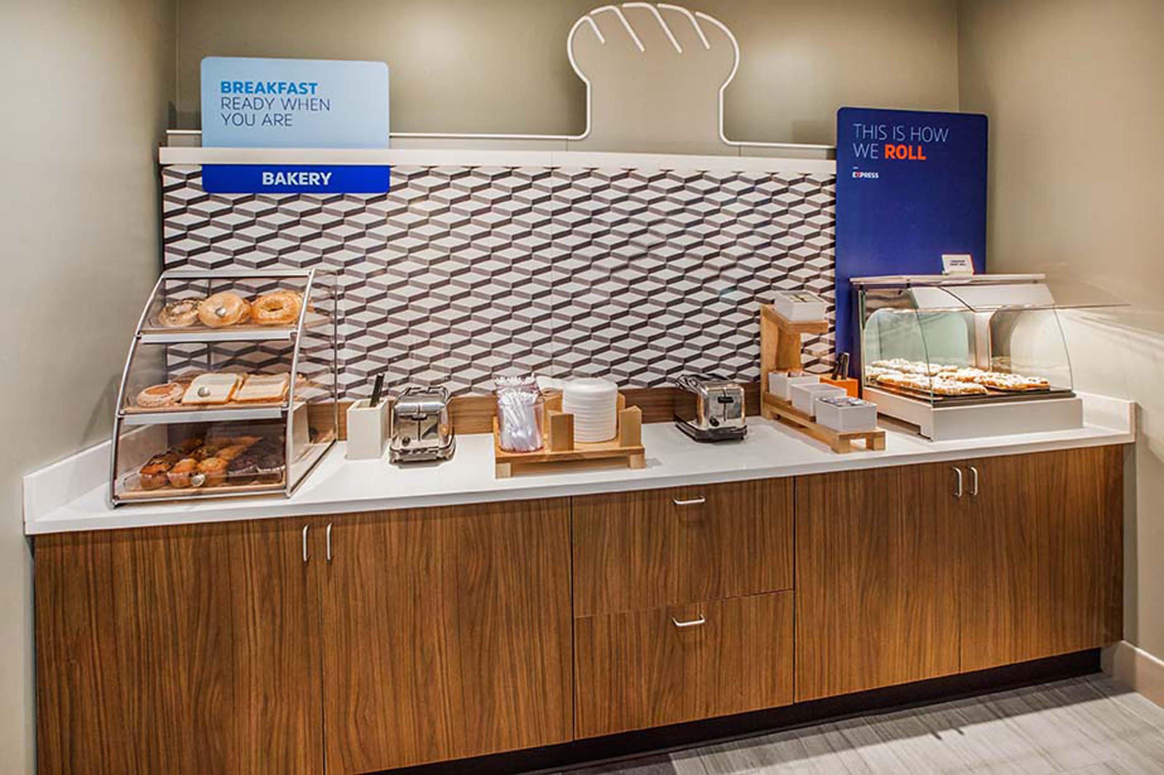 Holiday Inn Express & Suites Lebanon-Nashville Area By Ihg Esterno foto