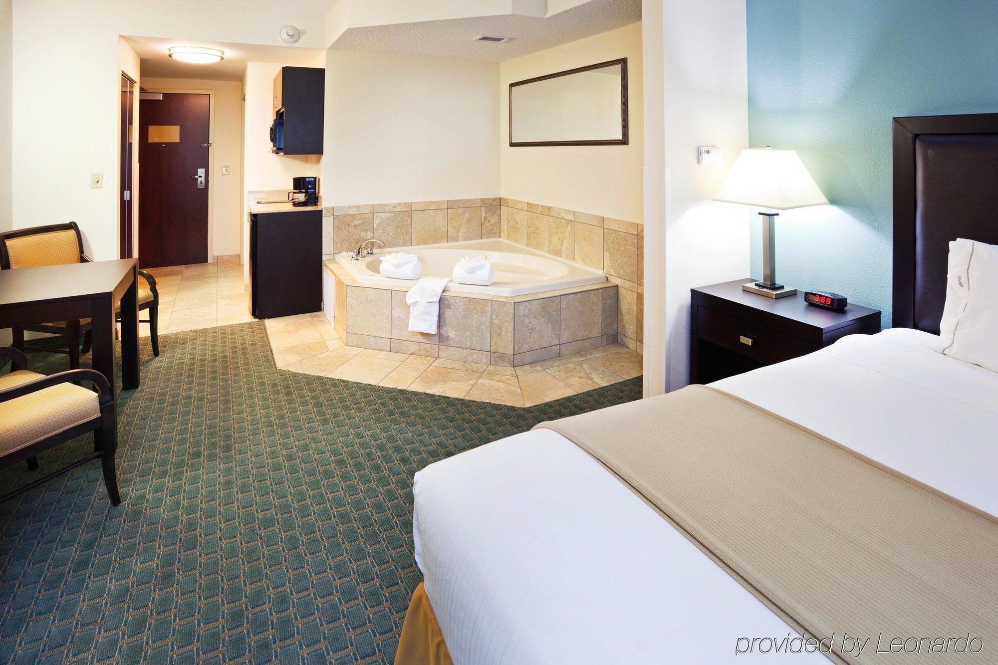 Holiday Inn Express & Suites Lebanon-Nashville Area By Ihg Camera foto
